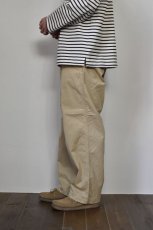 画像11: MASTER & Co. (マスターアンドコー) CHINO PANTS with BELT [BEIGE] (11)