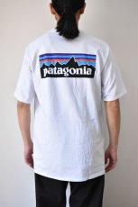 画像10: patagonia (パタゴニア) メンズ・P-6ロゴ・ポケット・レスポンシビリティー [WHI] (10)