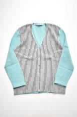 画像2: 【SALE!】FANNI LEMMERMAYER (ファニレマメイヤー) Front Stripe V-neck Cardigan [MINT/GREY] (2)