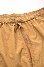 画像3: 【SALE!】AXESQUIN -modified- (アクシーズクインモディファイド) NYLON BIG SHORTS [COYOTE]  (3)
