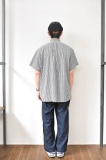 画像19: INDIVIDUALIZED SHIRTS (インディビジュアライズドシャツ) Relaxed Fit Band Collar Pull Over Shirt -別注- [BLACK GINGHAM] (19)