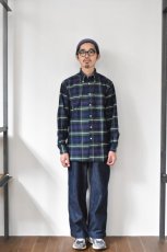 画像15: INDIVIDUALIZED SHIRTS (インディビジュアライズドシャツ) Tartan Oxford Classic Fit Button Down Shirt [MACKENZIE MODERN] (15)