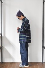 画像17: INDIVIDUALIZED SHIRTS (インディビジュアライズドシャツ) Tartan Oxford Classic Fit Button Down Shirt [MACKENZIE MODERN] (17)