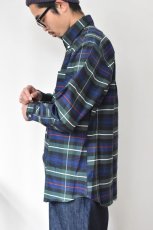 画像13: INDIVIDUALIZED SHIRTS (インディビジュアライズドシャツ) Tartan Oxford Classic Fit Button Down Shirt [MACKENZIE MODERN] (13)