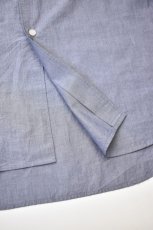 画像8: 【SALE!】FLISTFIA (フリストフィア) Over Sized Band Collar Shirts [CHAMBRAY] (8)