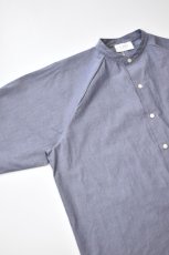 画像4: FLISTFIA (フリストフィア) Over Sized Band Collar Shirts [CHAMBRAY] (4)