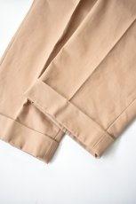 画像8: 【SALE!】SCYE BASICS (サイベーシックス) San Joaquin Cotton Tapered Pleated Trousers [BEIGE] (8)