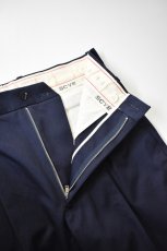 画像6: SCYE BASICS (サイベーシックス) San Joaquin Cotton Tapered Pleated Trousers [NAVY] (6)