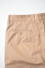 画像10: SCYE BASICS (サイベーシックス) San Joaquin Cotton Tapered Pleated Trousers [BEIGE] (10)