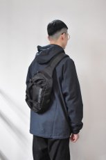 画像4: patagonia (パタゴニア) アトム・スリング 8L [BLACK] (4)