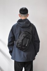 画像3: patagonia (パタゴニア) アトム・スリング 8L [BLACK] (3)