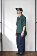画像17: Scye (サイ) Printed Linen Camp Collar Shirt [GREEN FOREST] (17)