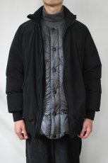 画像2: 【SALE!】Scye (サイ) Nylon Stretch Reversible Down Jacket [BLACK] (2)