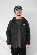 画像9: patagonia (パタゴニア) メンズ・フーディニ・ジャケット [BLACK] (9)