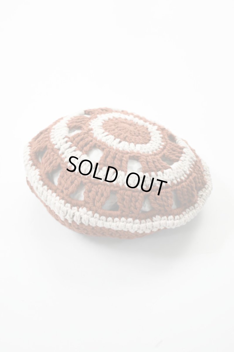 画像1: Indietro Association (インディエトロアソシエーション) Openwork Knit Beret [BROWN] (1)