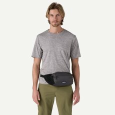 画像2: patagonia (パタゴニア) テラヴィア・ヒップ・パック 5L [BLACK] (2)