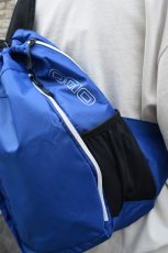 画像4: OGIO (オジオ) Sonic Sling Pack [COBALT BLUE/BLACK] (4)