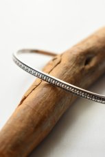 画像1: Ericka Nicolas Begay (エリッカニコラスビゲイ) Stamp Bangle #01 (1)