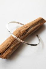 画像1: Ericka Nicolas Begay (エリッカニコラスビゲイ) Triangle Plain Bangle (1)