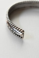 画像4: Ericka Nicolas Begay (エリッカニコラスビゲイ) Old Navajo Style Bangle (4)