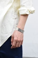 画像7: Ericka Nicolas Begay (エリッカニコラスビゲイ) Hammered Bangle (7)