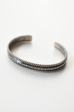 画像1: Ericka Nicolas Begay (エリッカニコラスビゲイ) Old Navajo Style Bangle (1)