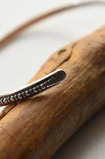 画像4: Ericka Nicolas Begay (エリッカニコラスビゲイ) Stamp Bangle #01 (4)