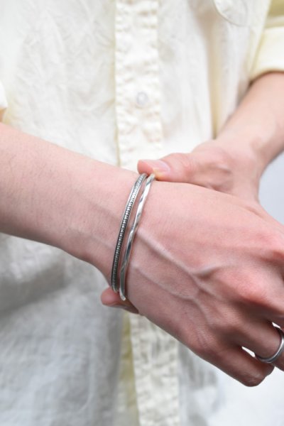 画像1: Ericka Nicolas Begay (エリッカニコラスビゲイ) Stamp Bangle #01