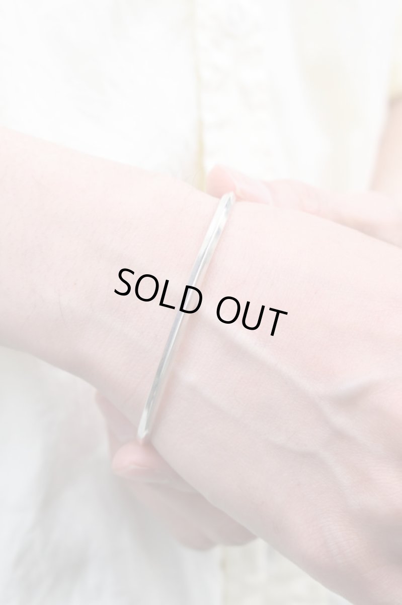 画像9: Ericka Nicolas Begay (エリッカニコラスビゲイ) Triangle Plain Bangle (9)