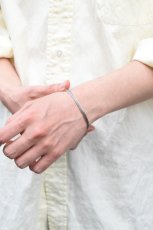 画像10: Ericka Nicolas Begay (エリッカニコラスビゲイ) Stamp Bangle #02 (10)
