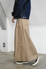 画像2: 【For WOMEN】SCYE BASICS (サイベーシックス) San Joaquin Cotton Midi Skirt [BEIGE] (2)