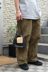 画像10: Scye (サイ) Shrink Leather Drawstring Bag [BLACK] (10)