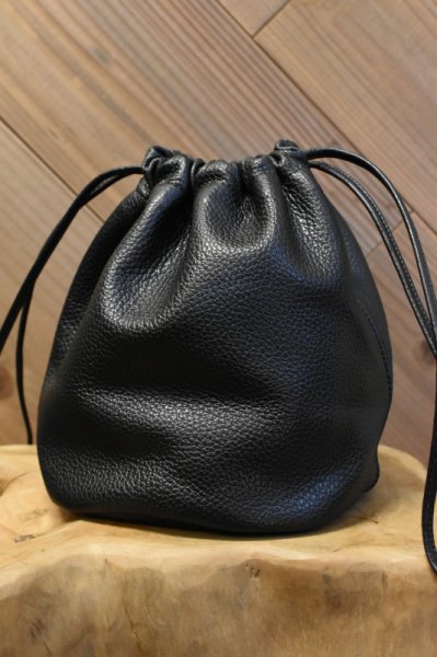Scye (サイ) Soft Leather Drawstring Bag [BLACK]