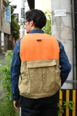 画像14: L.L.Bean (エルエルビーン) Double L Upland Hunter's Vest [DARK KHAKI/HUNTER ORANGE] (14)