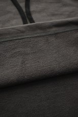 画像17: kontor (コントール) High Neck Pullover Sweat [CHARCOAL] (17)