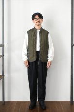 画像11: kontor (コントール) Quilting Insulation Vest [KHAKI] (11)