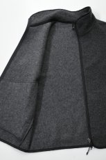 画像18: AXESQUIN -modified- (アクシーズクインモディファイド) WOOL BOA VEST [CHARCOAL] (18)
