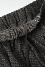 画像12: FLISTFIA (フリストフィア) Tuck Wide Trousers [BROWN HOUNDSTOOTH] (12)