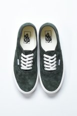 画像2: VANS (ヴァンズ) Authentic Pig Suede [DRIED KELP] (2)