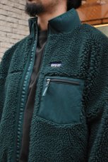 画像3: patagonia (パタゴニア) "オーバーサイズド" ウィメンズ・クラシック・レトロX・ジャケット [CASCADE GREEN] (3)