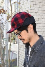 画像9: L.L.Bean (エルエルビーン) Maine Guide Wool Cap with PrimaLoft Plaid [RED/BLACK] (9)