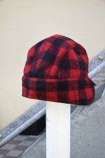 画像4: L.L.Bean (エルエルビーン) Maine Guide Wool Cap with PrimaLoft Plaid [RED/BLACK] (4)