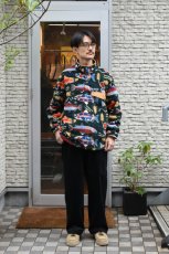 画像5: patagonia (パタゴニア) メンズ・ライトウェイト・シンチラ・スナップT・プルオーバー [SALMON ENERGY/OLD GROWTH GREEN] (5)