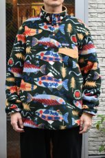 画像2: patagonia (パタゴニア) メンズ・ライトウェイト・シンチラ・スナップT・プルオーバー [SALMON ENERGY/OLD GROWTH GREEN] (2)