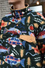 画像8: patagonia (パタゴニア) メンズ・ライトウェイト・シンチラ・スナップT・プルオーバー [SALMON ENERGY/OLD GROWTH GREEN] (8)