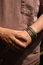 画像4: MANANAS (マナナス) MEETS / ichie Exclusive "TOBIKANNA" Stamp Oval Open Ring (4)