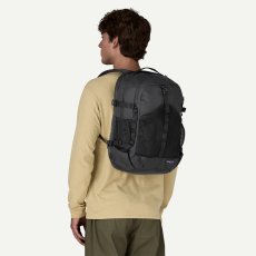画像6: patagonia (パタゴニア) レフュジオ・デイパック 30L [BLACK] (6)