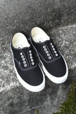 画像2: VANS (ヴァンズ) Authentic Gore [BLACK/WHITE] (2)
