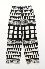 画像2: jawandi (ジャワンディ) SANTAI PANT BATIK [STRIPE BARONG/BLACK/NATURAL] (2)