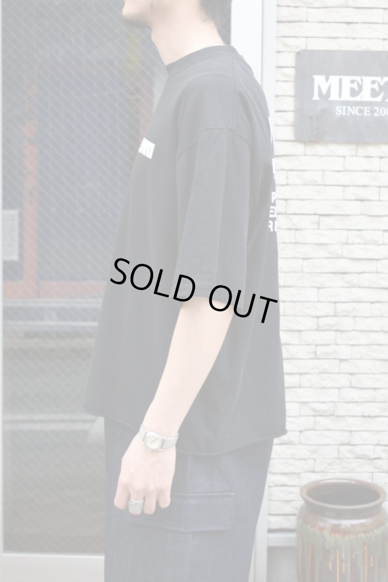 画像9: Y,IWO (ヤーアイワークアウト) Hardwear Crop Tee [BLACK/WHITE] (9)
